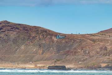 Cuatro países participan en ejercicios de desembarco frente a Las Canteras (Foto Antonio Rico)